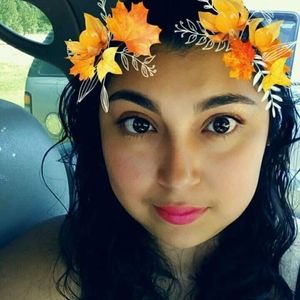 Meet your Posher, Noelia